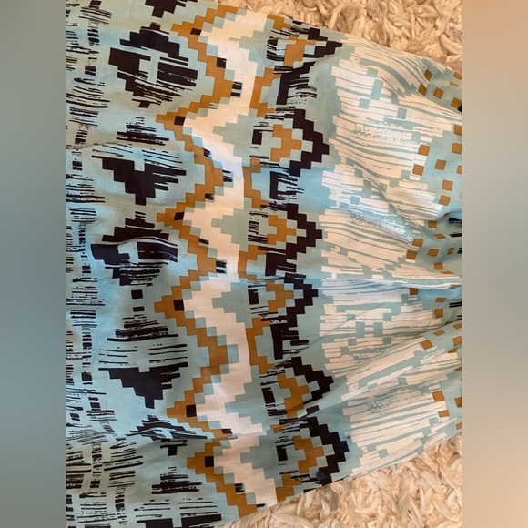 Blue Brown.& White BCBGeneration Wrap Dress size 6 - Picture 2 of 5